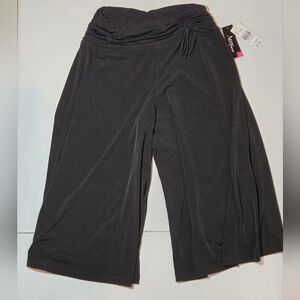 Amy Wear Black Dress Wide Leg Capri Pants